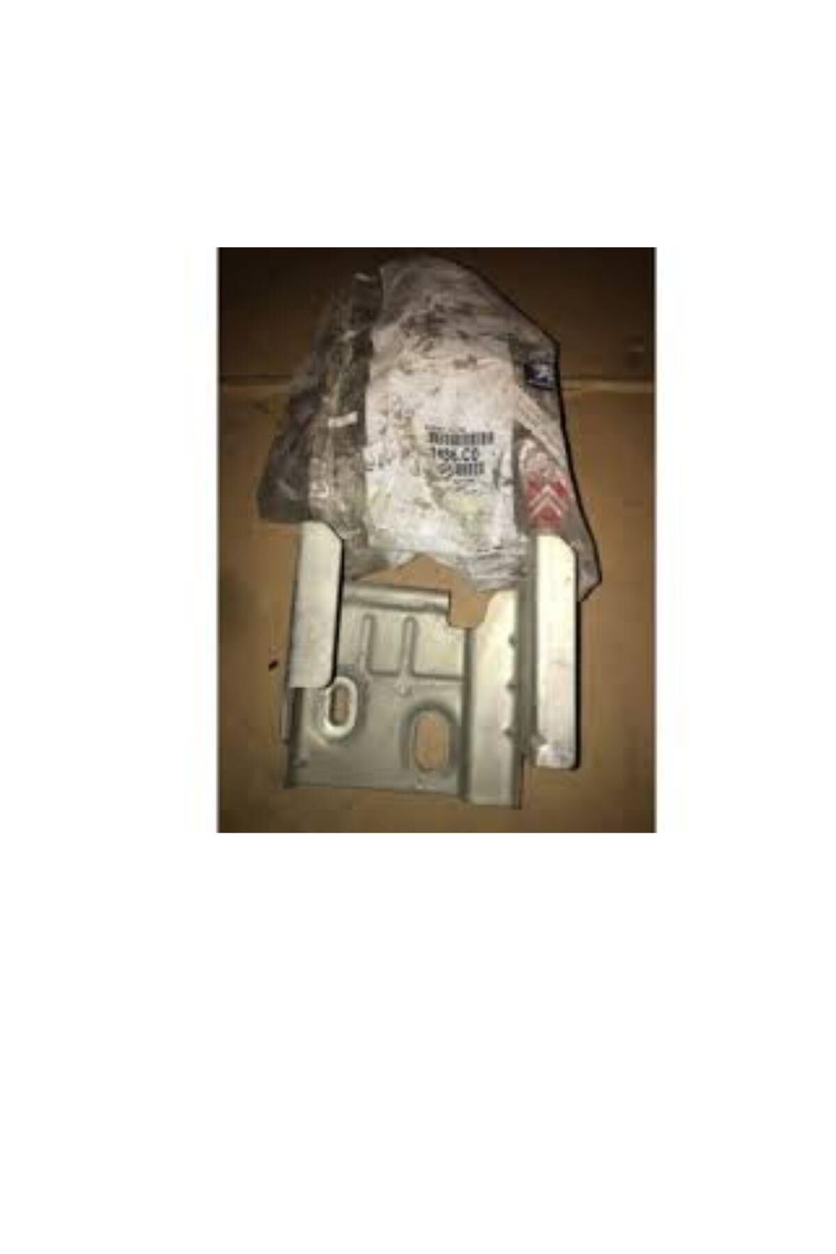 Hava Filtresi Kutusu Ayağı Partner Berlingo DW8 (1436.C0)