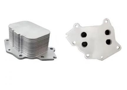 Yağ Soğutucu Üst Petek 1.6 D Courier Focus Fiesta 206 208 301 307 308 2008 3008 Partner C3 C4 Berlingo ( KALE344515 - 3M5Q6A642AA )